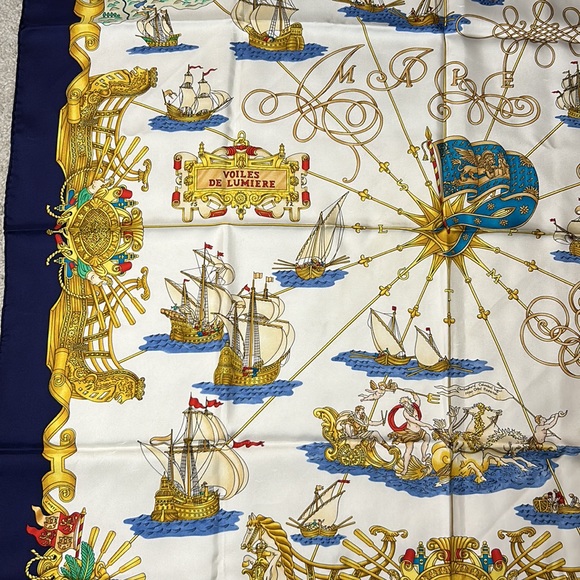 Hermes Scarf Wrap - Picture 3 of 7